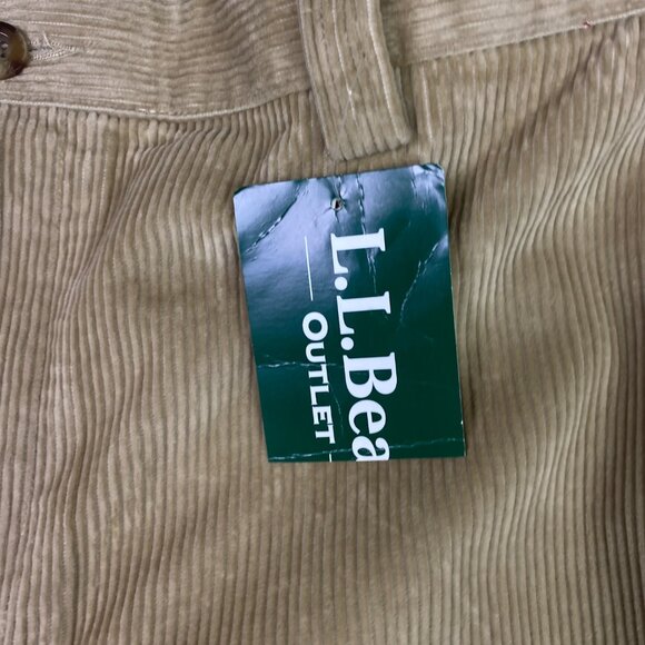 LL Bean Country Corduroy Pants Men's 40 x 32 Khaki Pleated Comfort Waist - Picture 3 of 16